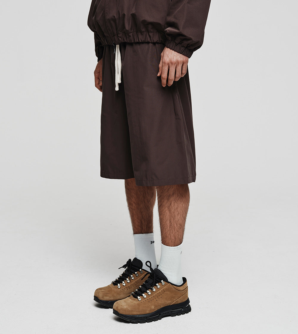 Core Shorts Brown